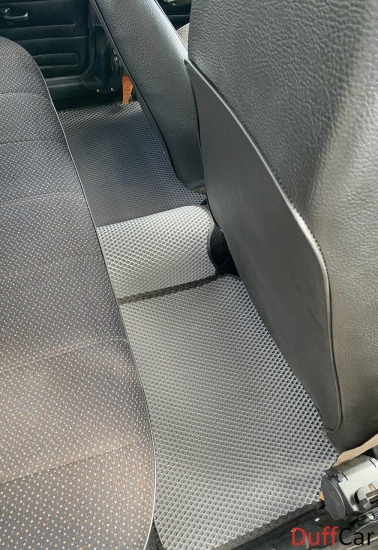 Автомобильные коврики LADA (ВАЗ) 2107 (1982 - 2012)